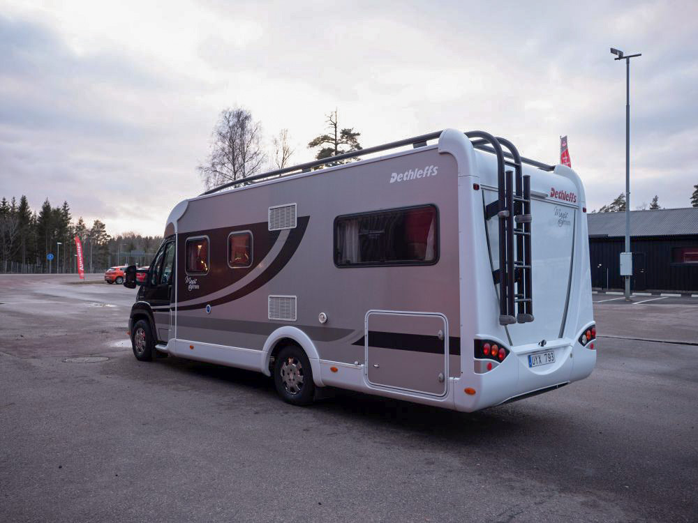 Dethleffs-MAGIC EDITION BM T 001 *Långbäddar *Solcell *Alde-(2010)-3000387