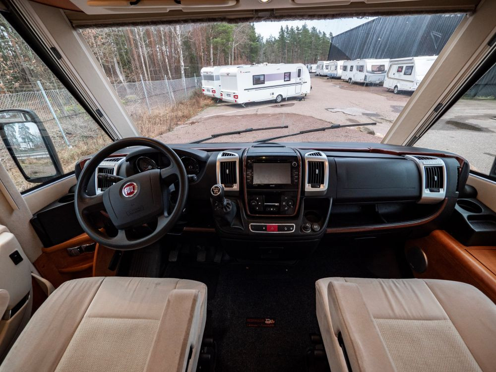 Carthago-COMPACTLINE I 143-(2016)-3009307