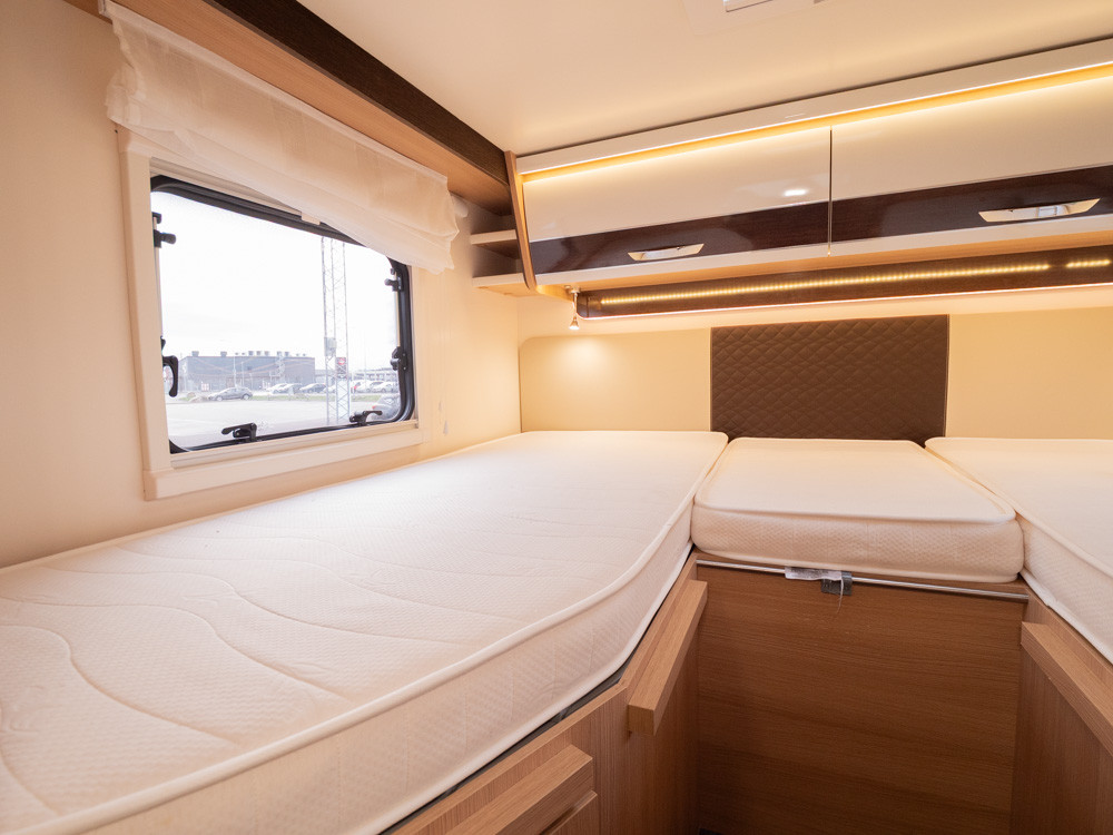 McLouis-GLAMYS 265 *Långbäddar *5 färdplatser-(2021)-2985420