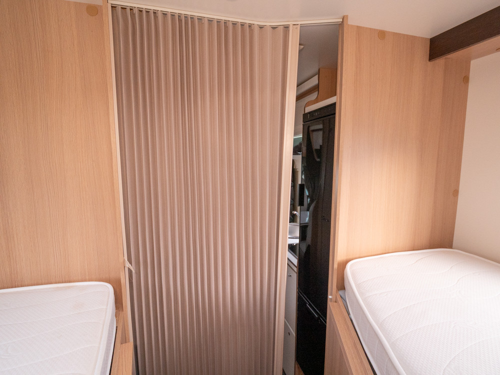 McLouis-GLAMYS 265 *Långbäddar *5 färdplatser-(2021)-2985422