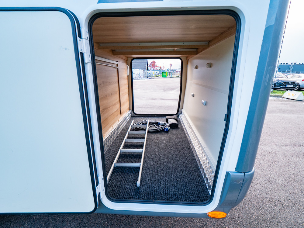 Giottiline-T 37 *B-körkort *Långbäddar *Taksäng-(2021)-2995401