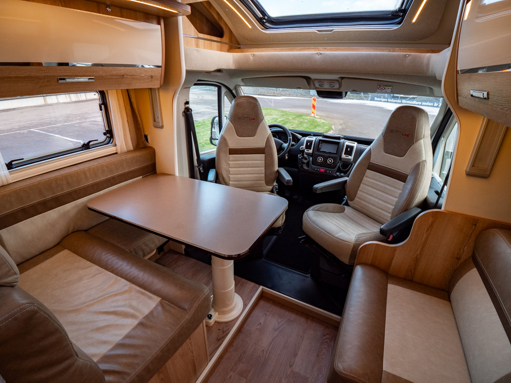 Giottiline-T 37 *B-körkort *Långbäddar *Taksäng-(2021)-2995384