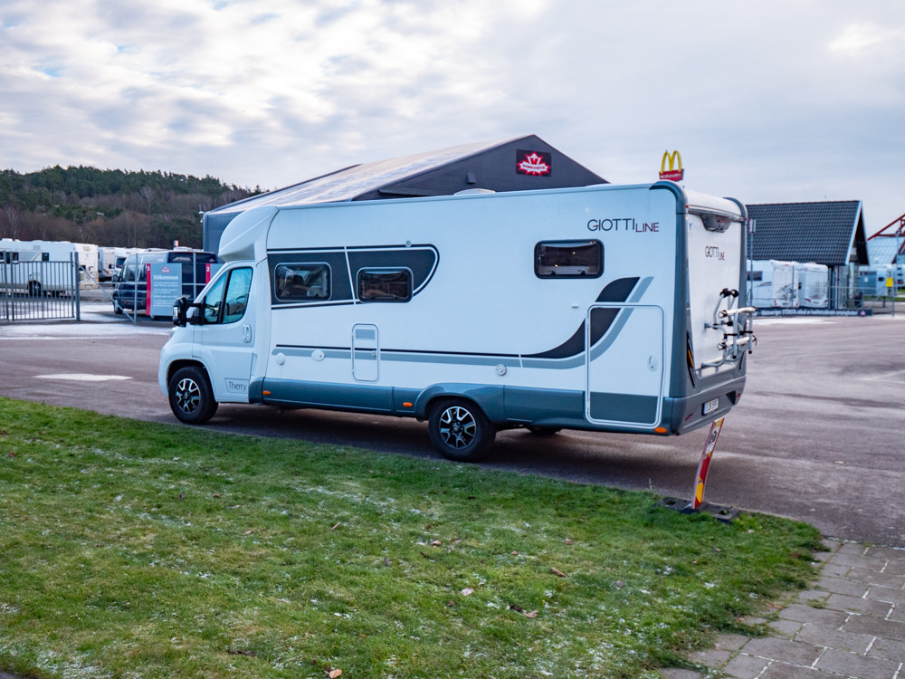 Giottiline-T 37 *B-körkort *Långbäddar *Taksäng-(2021)-2995404