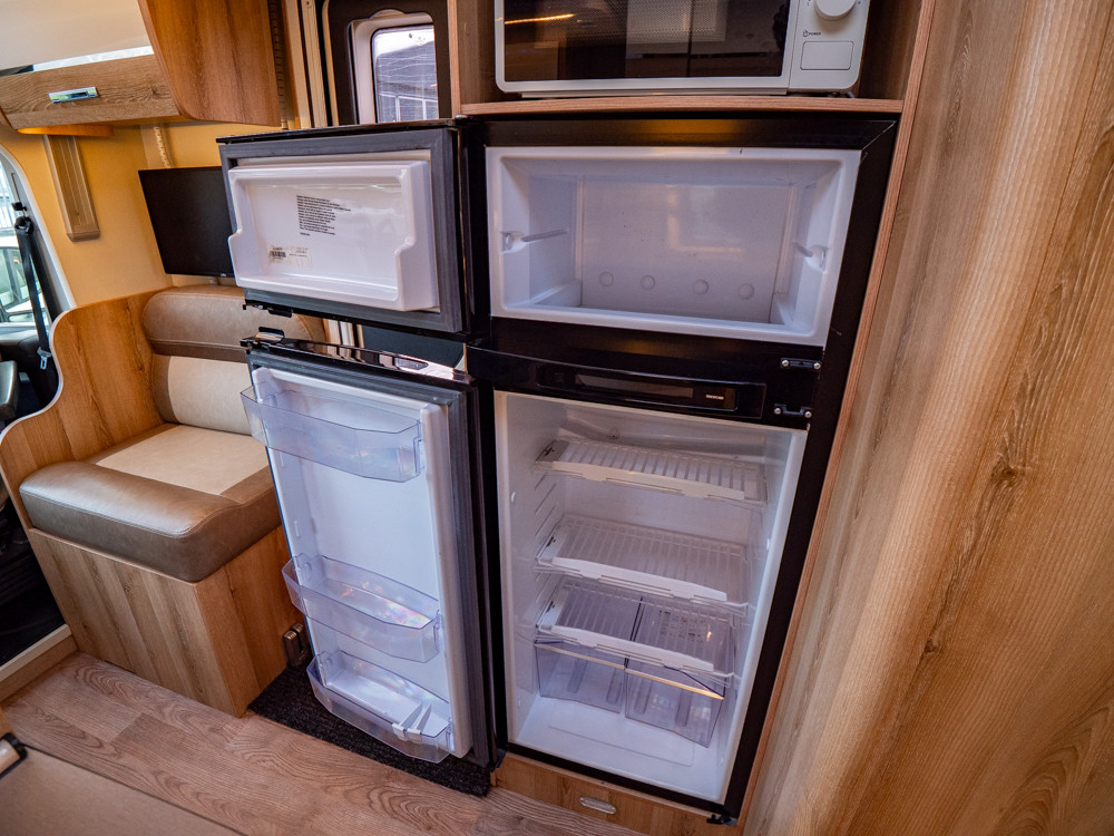 Giottiline-T 37 *B-körkort *Långbäddar *Taksäng-(2021)-2995387