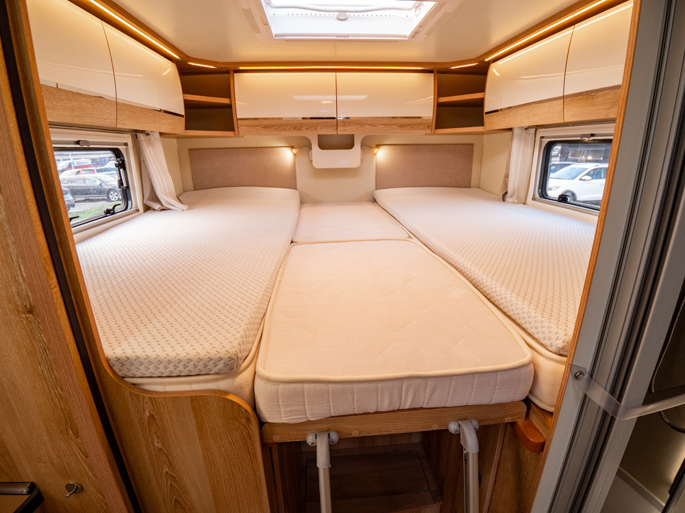 Giottiline-T 37 *B-körkort *Långbäddar *Taksäng-(2021)-2995390