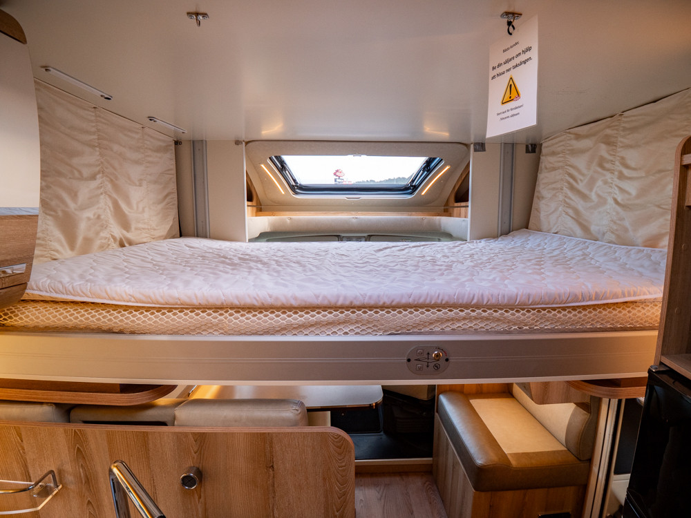 Giottiline-T 37 *B-körkort *Långbäddar *Taksäng-(2021)-2995391