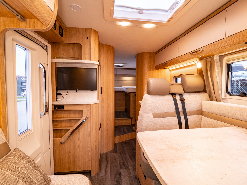 LMC-T 732 *Långbäddar *ALDE *Solcell-(2020)-3005657