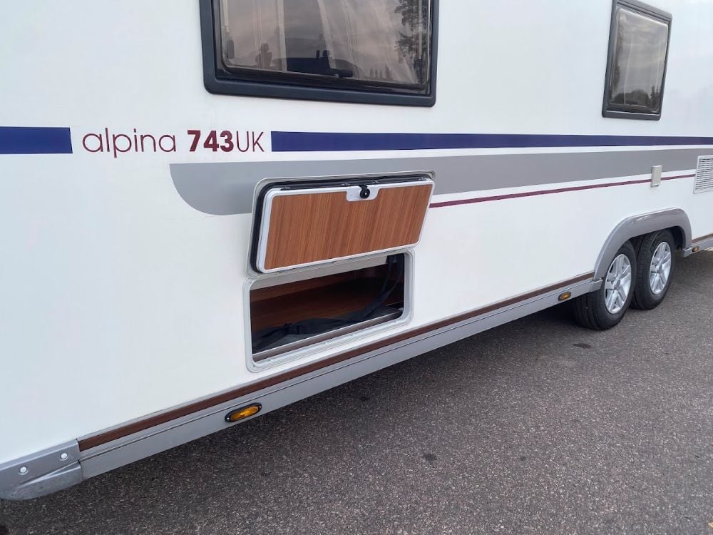 Adria-ALPINA 743 UK *Barnkammare *Alde-(2010)