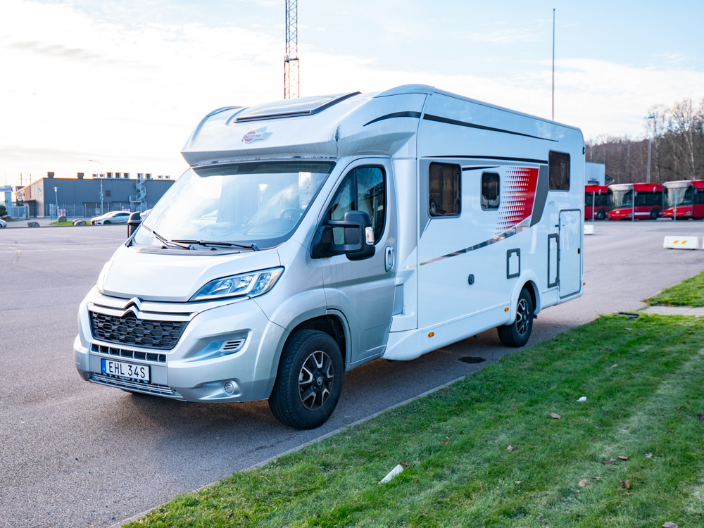 Bürstner-Lyseo 727 *Långbädd *Taksäng *Truma-(2020)