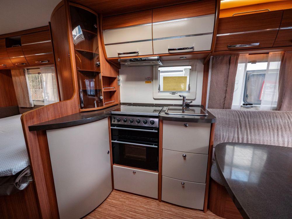 Adria-ALPINA 743 UK *Barnkammare *Alde-(2010)