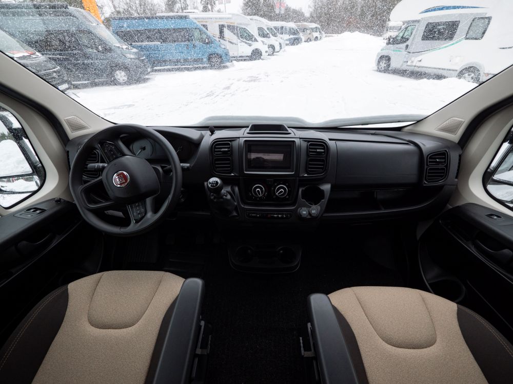 Challenger-V 217 *Långbäddar *Solcell-(2023)