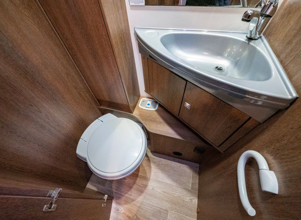 Dethleffs-TREND T 7057 *Långbäddar *Solcell-(2016)