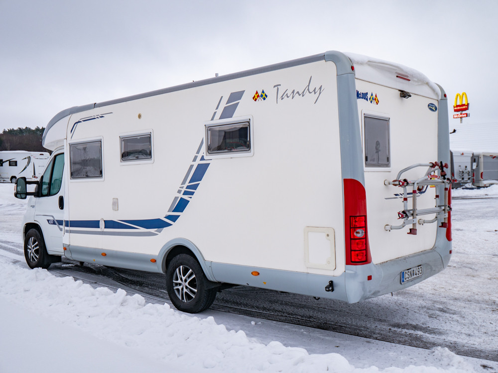 McLouis-P 700 Tandy 650 *Truma *Dubbelbädd-(2011)-3022928