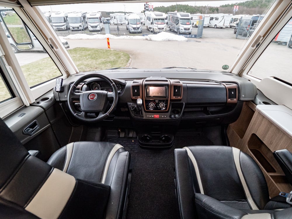 KABE-TM I 760 LXL *Hydrauliska stödben *Automat-(2017)-3033370