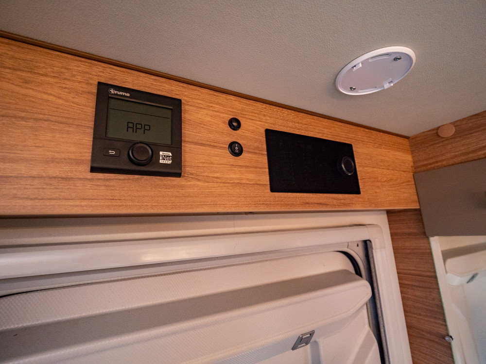 Weinsberg-Caracore 650 MF *Automat *3500kg *Solcell-(2021)-3018030