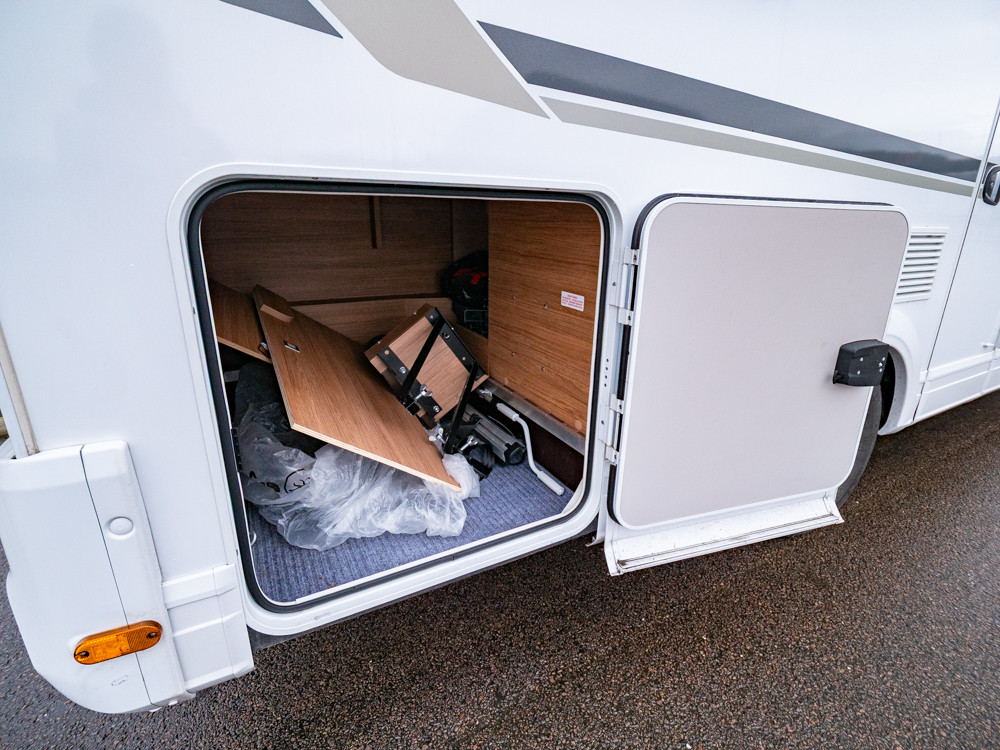 Weinsberg-Caracore 650 MF *Automat *3500kg *Solcell-(2021)-3018035