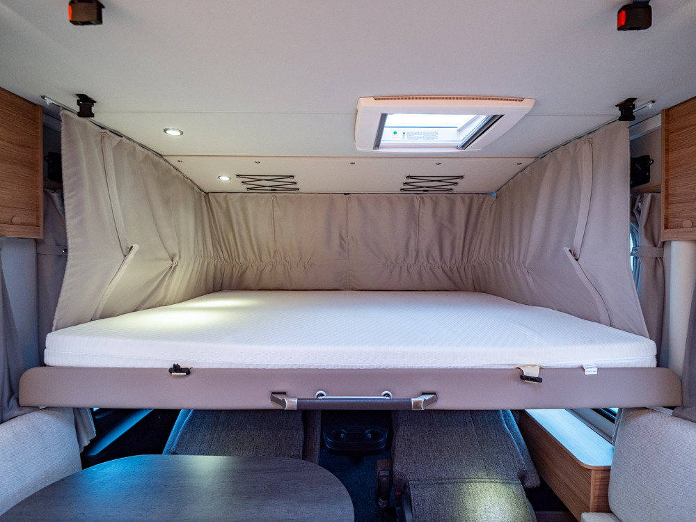 Weinsberg-Caracore 650 MF *Automat *3500kg *Solcell-(2021)-3018027