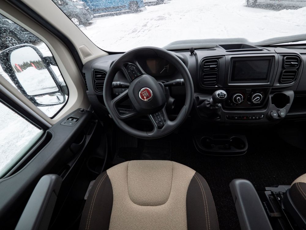 Challenger-V 217 *Långbäddar *Solcell-(2023)