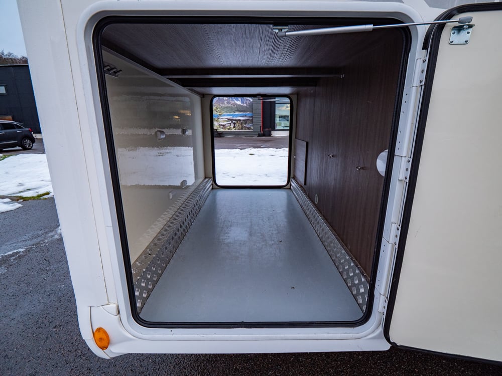 McLouis-MC4-73 *Långbäddar *Taksäng *Solcell-(2016)