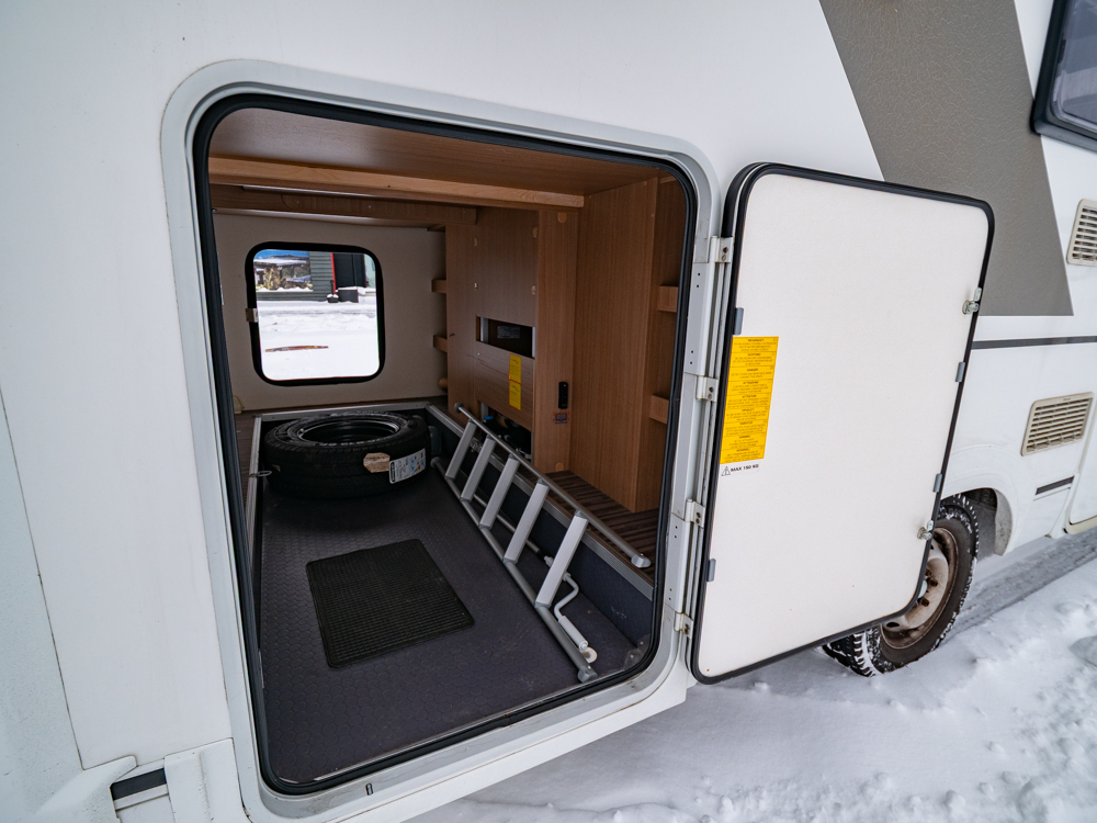 Sun Living-LIDO M 45 SL *Långbäddar *Truma-(2017)