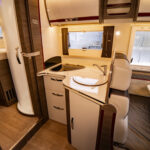 McLouis-MC4-73 *Långbäddar *Taksäng *Solcell-(2016)