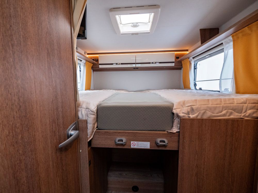 Dethleffs-TREND T 7057 *Långbäddar *Solcell-(2016)