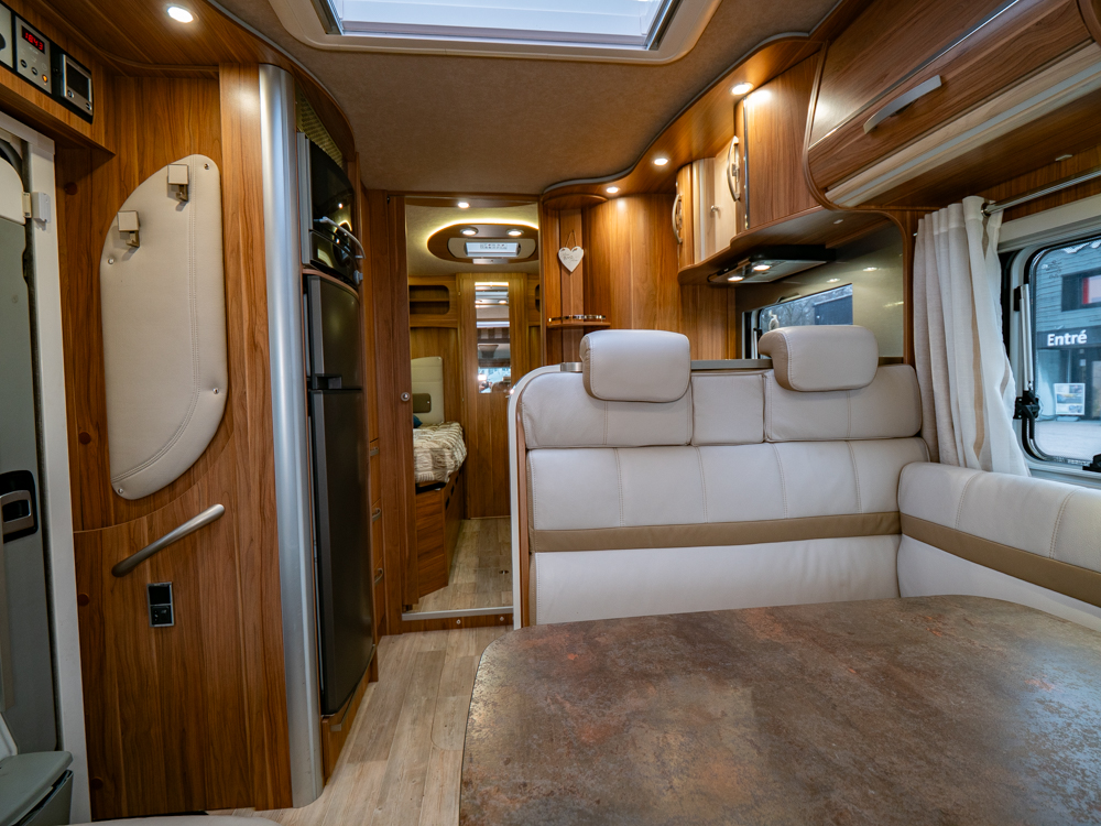 Pilote-I 742 J *Automat *Långbäddar *ALDE-(2014)