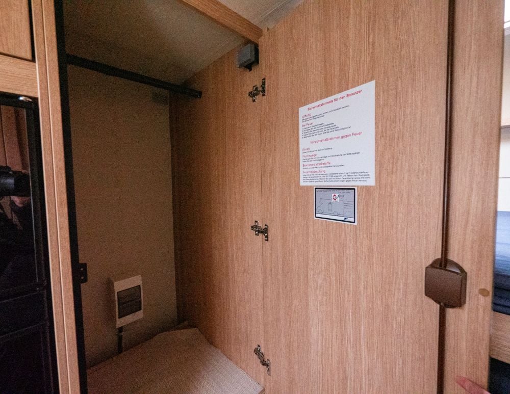 Sunlight-A 68 *Barnkammare *Solcell-(2017)