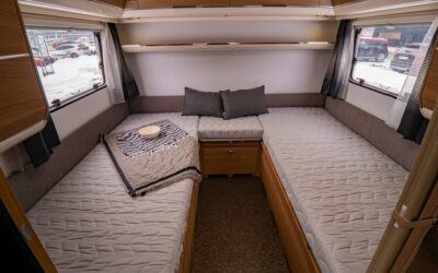 Hem 200 Adria-ADORA 573 UL *Långbäddar *Förtält *ALDE-(2015)