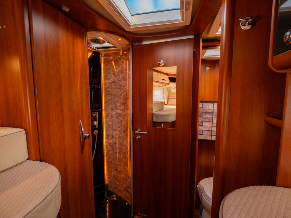 Carthago-CHIC E-LINE I 55 XL LINER *Långbäddar *AC bodel-(2018)