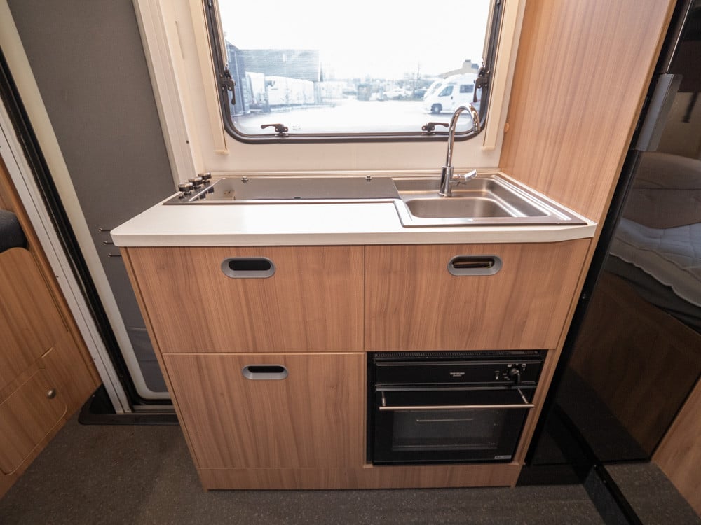 Sun Living-A-SERIES A 70 DK *AC bodel *Dragkrok *3500kg-(2018)-3057788