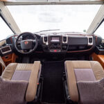 Carthago-CHIC C-LINE XL 5.5 LE *Solcell *Kamkedja *Alde-(2015)-3059709