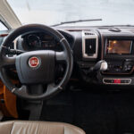 Carthago-CHIC C-LINE XL 5.5 LE *Solcell *Kamkedja *Alde-(2015)-3059710