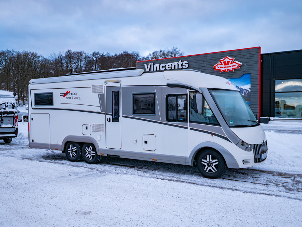 Carthago-CHIC C-LINE XL 5.5 LE *Solcell *Kamkedja *Alde-(2015)-3059686