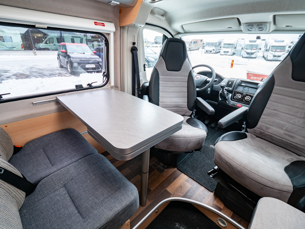 Knaus-Boxstar 600 *Under 6m *3300kg-(2013)-3052989