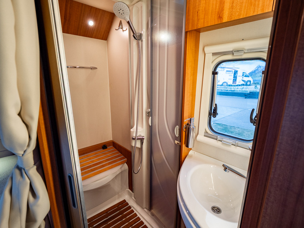 Eura Mobil-TT 670 SB *Alde *Solcell *Taksäng-(2014)-3044657