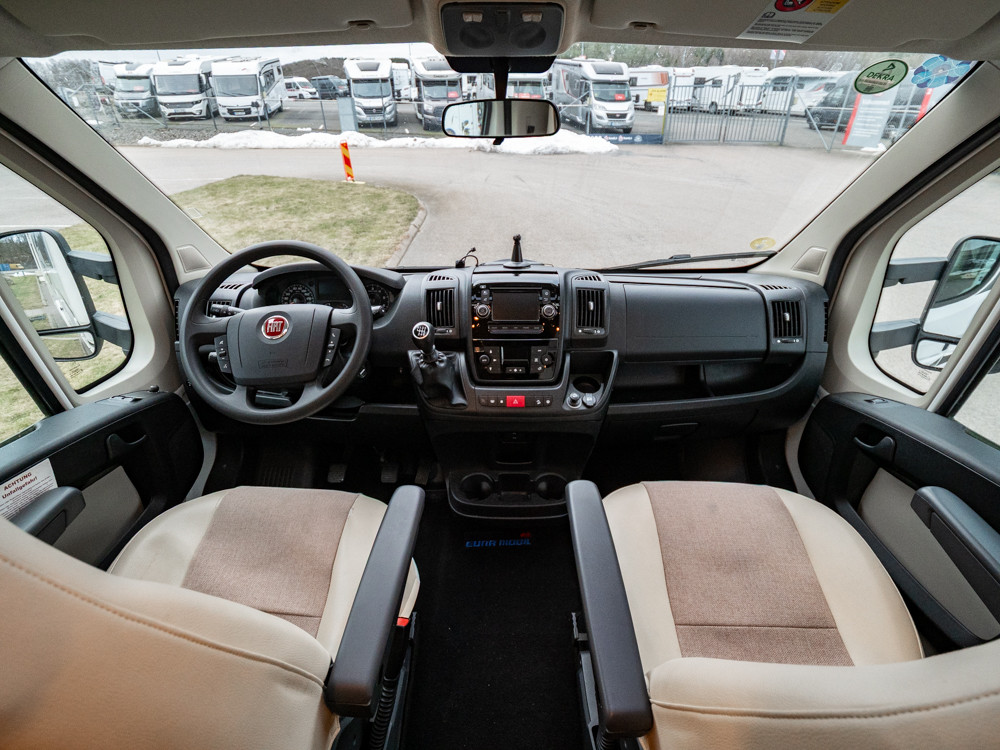 Eura Mobil-TT 670 SB *Alde *Solcell *Taksäng-(2014)-3044659