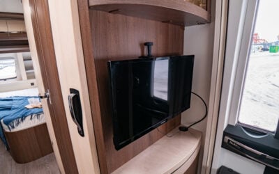 Hobby-560 UL PRESTIGE *Barnkammare *Truma-(2016)-3057824