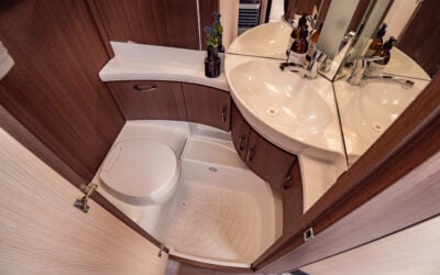 Hobby-560 UL PRESTIGE *Barnkammare *Truma-(2016)-3057828