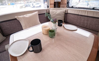 Hobby-560 UL PRESTIGE *Barnkammare *Truma-(2016)-3057816