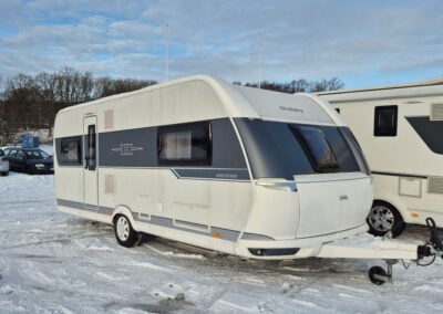 Hobby-560 UL PRESTIGE *Barnkammare *Truma-(2016)-3045803