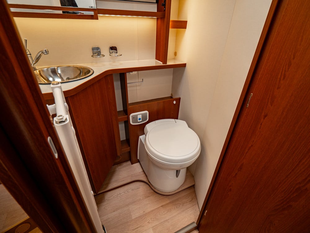 Rapido-8096 DF *Queensbed *ALDE *Automat-(2018)-3062367