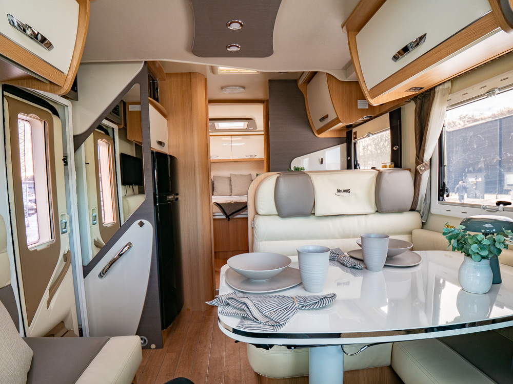 McLouis-MC4 379 *Queenbädd *Truma-(2020)-3060900