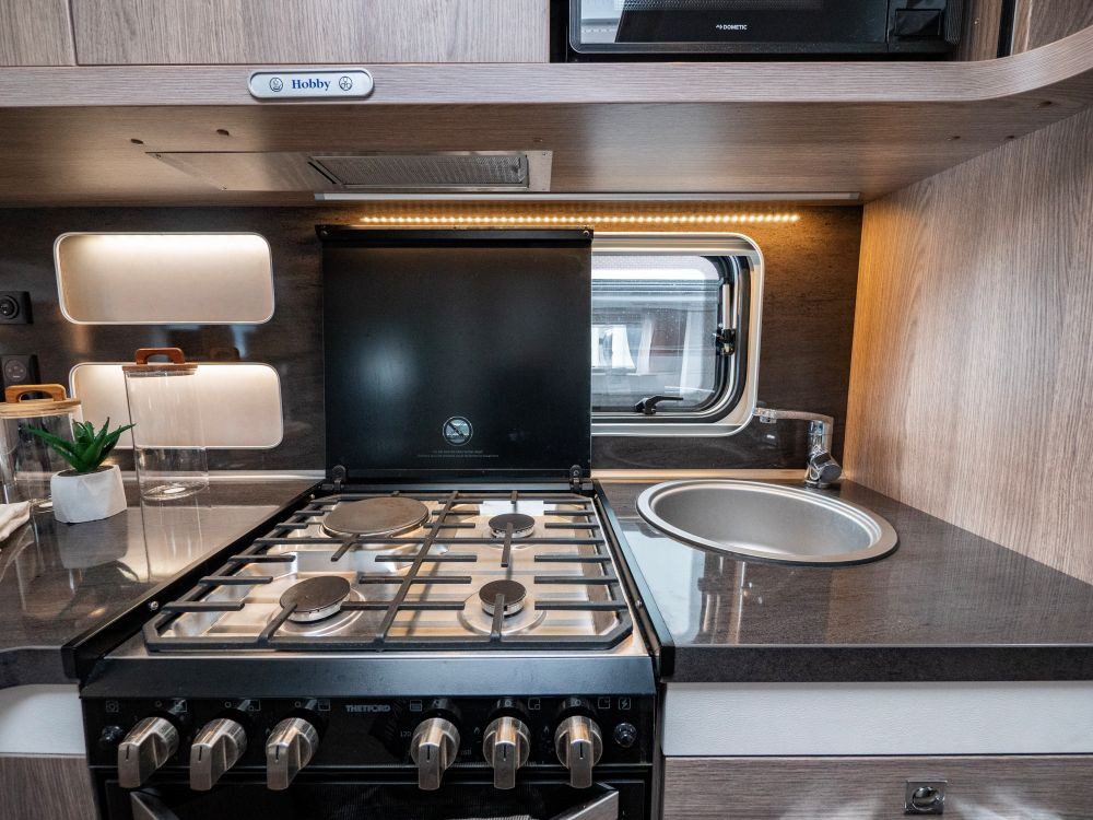 Hobby-620 CL PRESTIGE *Alde *Förtält-(2021)-3060931