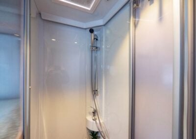 Sunlight-T 68 *Långbäddar *Taksäng-(2018)