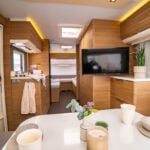 Adria-ADORA 573 UL *Långbäddar *Förtält *ALDE-(2015)