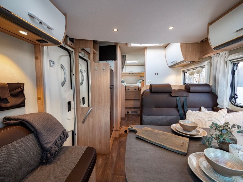 Sunlight-T 68 *Långbäddar *Taksäng-(2018)