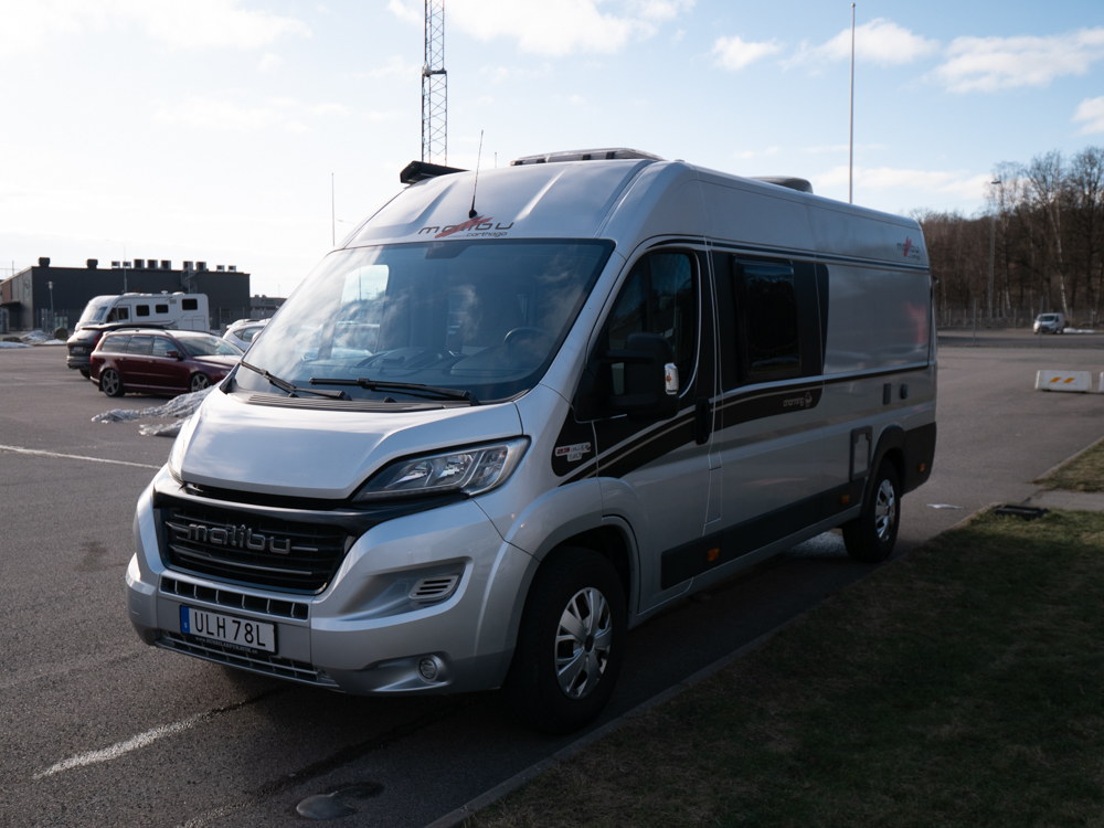 Malibu Carthago-VAN 640 LE *Långbäddar *Solcell-(2017)