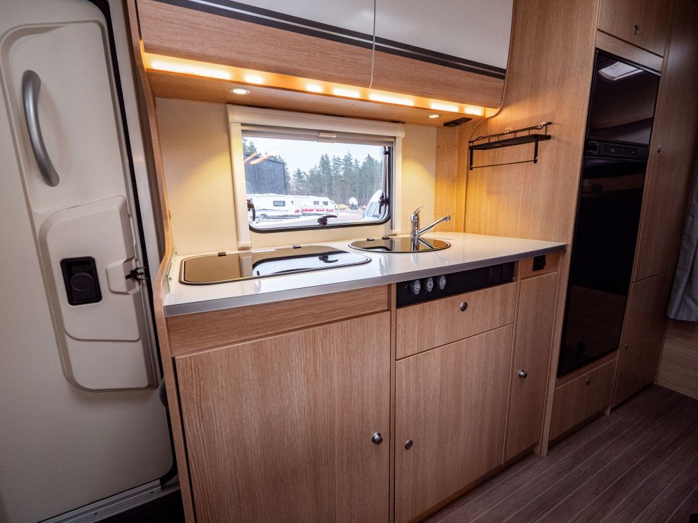 Sunlight-A 68 *Barnkammare *Solcell-(2017)