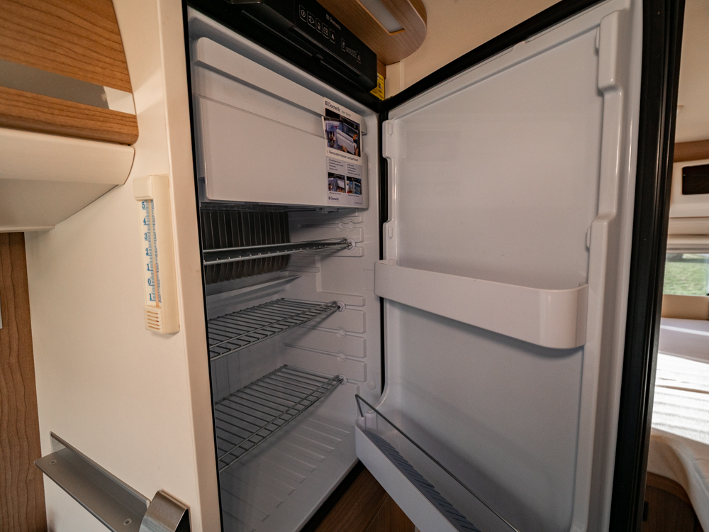 Malibu Carthago-VAN 640 LE *Långbäddar *Solcell-(2017)